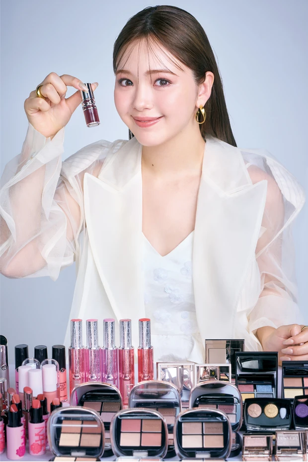 藤田ニコルさんの秋色メイク（写真）_2_14