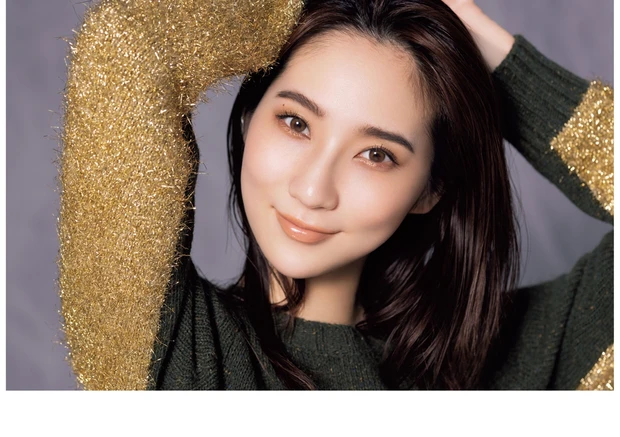 キャッチーな太眉で大人フレッシュ！