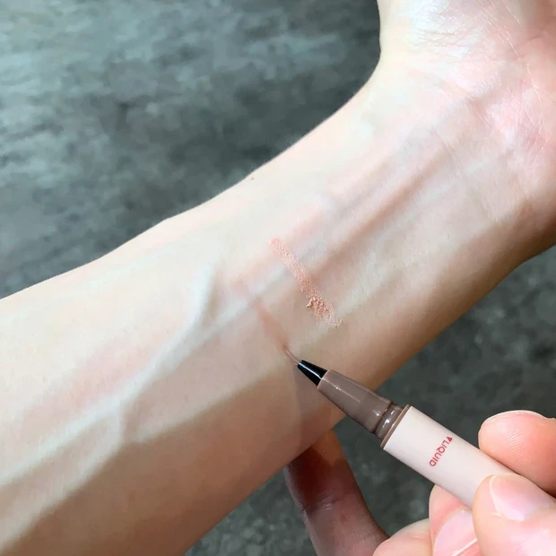 Pmel（ピメル） パーフェクトアイバッグペンシル スウォッチ