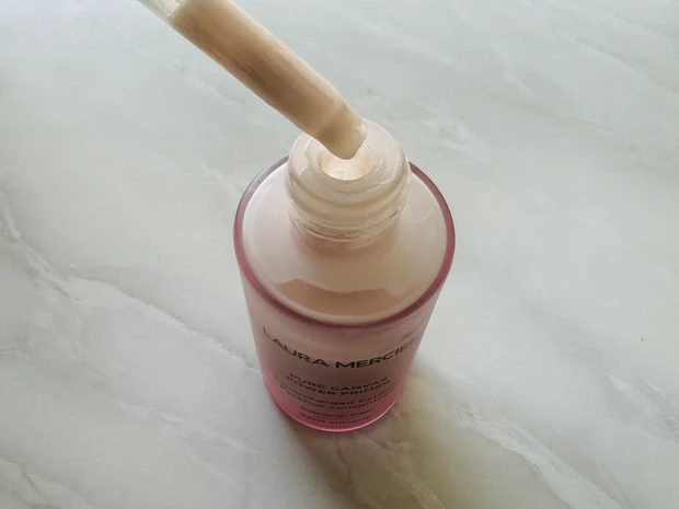 ローラメルシエのピュアキャンバスパワープライマースーパーチャージドエッセンスのスポイト