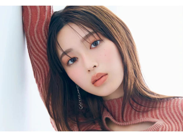 【白石 聖さん】秋のオレンジメイクを叶える新作コスメ11選！