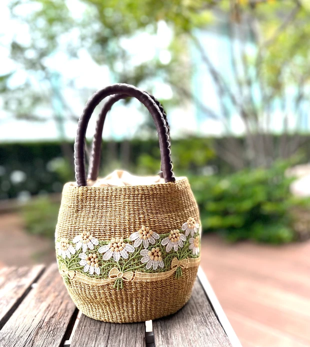 可愛くて沼っ！近沢レースのファッション小物。【マキアエディターズの「オッス！推しコス」】 _1