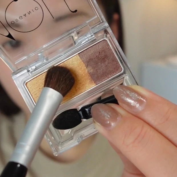 【橋本環奈ちゃんの表紙メイク】真似してみたよ！アイメイク・涙袋・リップヘアセットまで特徴を解説します！【メイク工程動画も♡】_4_1