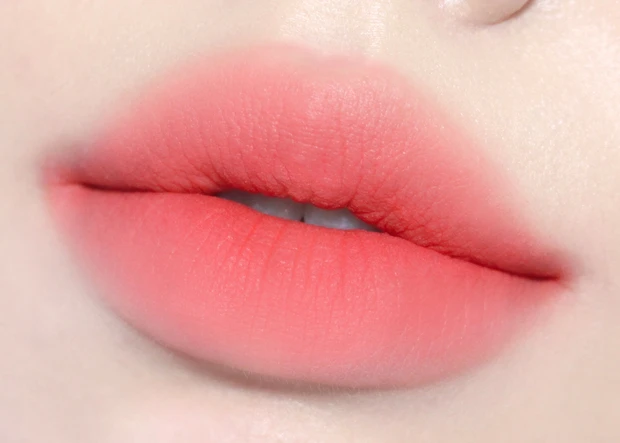 CR02 ボーイ リップ