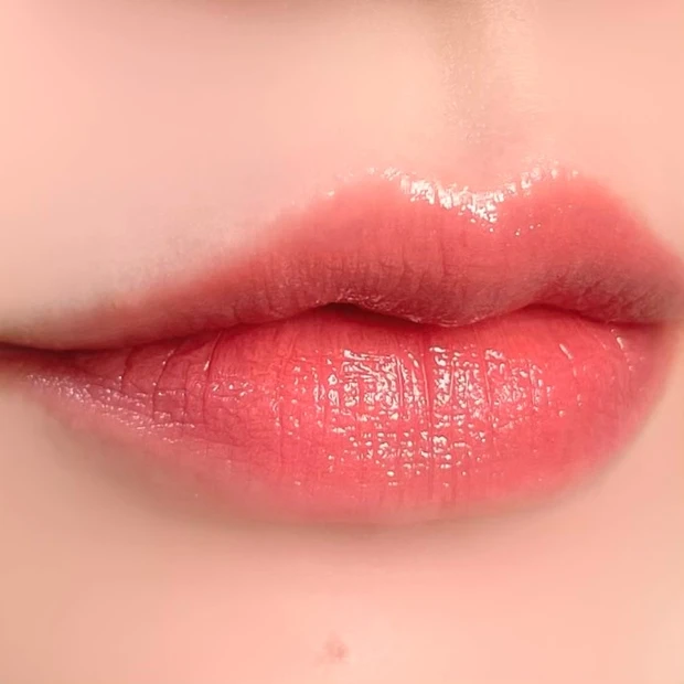 キャンメイク(CANMAKE) むちぷるティント 02 モモ スウォッチ 新作コスメ