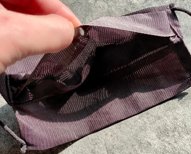知ってる⁈不織布マスク着用時の肌荒れの悩みに!お肌にやさしく快適!シルク100% 絽紗インナーマスクのススメ。_3_2