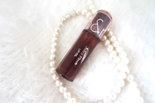 ロムアンド ジューシーフラッシュリップオイル 07 ココボム パッケージ