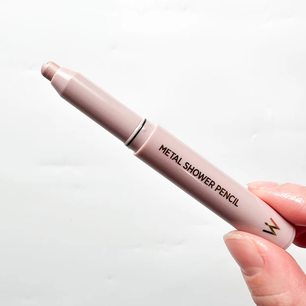【ウォンジョンヨ  メタルシャワーペンシル】
韓国コスメブランドでアイメイク♡_2