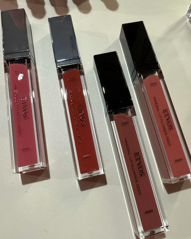 エトヴォス ミネラルリッププランパー シアー/ディープ