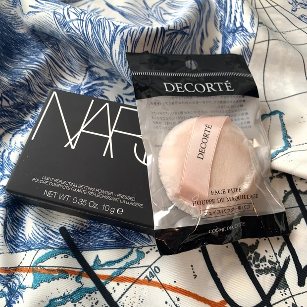 NARS ナーズ ライトリフレクティングセッティングパウダーを母の日ギフトに