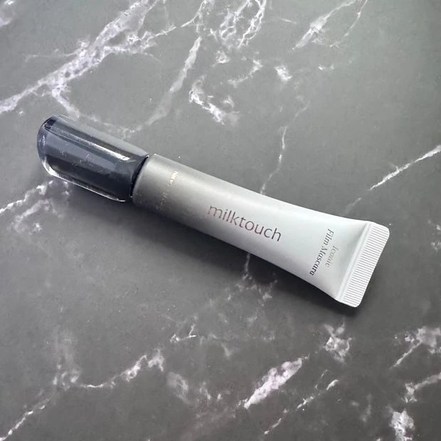 【小田切ヒロさんも太鼓判】milktouchアイコニックマスカラ 2種比較【束感orロング】_1