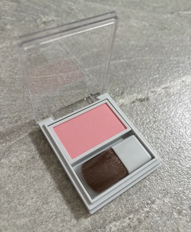 ファシオ　FASIO 新作　新商品　失敗しにくい フェイスカラー UV  血色感タイプ　チーク　プチプラ　イエベ　ブルベ　使い方　人気