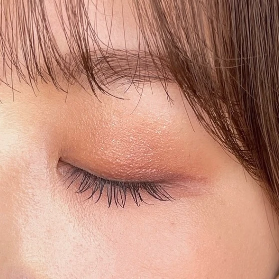 【2024秋発売コスメ】 総選挙で決まったEnamor(エナモル)ニュアンスカラーアイズの新定番カラー！103 ウォームピンクをイエベ春がレビュー♡〈動画スウォッチあり〉_5_3