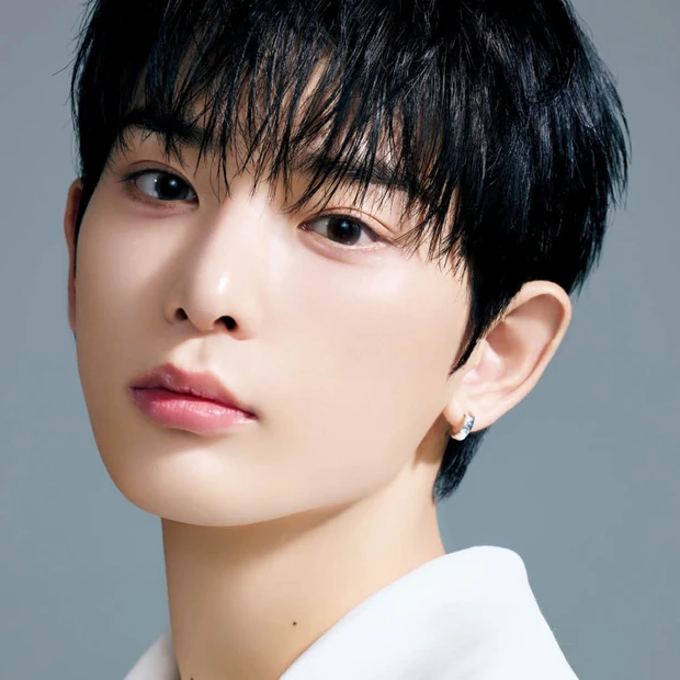 【&TEAM・HARUAさん】「シール帳にハマってて。まだ1冊しかないけど、すでにパンパン！」＜インタビュー＞