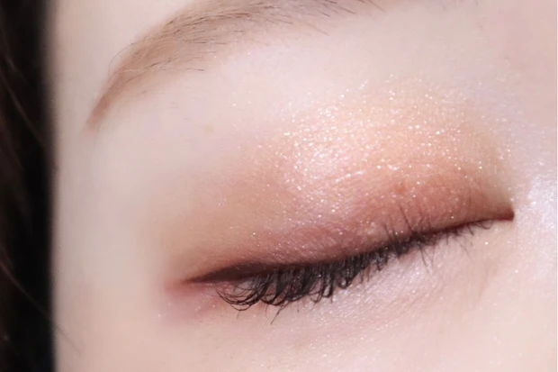 エトヴォス ミネラルクラッシィシャドー ジョイピンク イエべ春