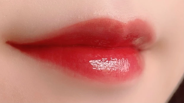 ロムアンド ジューシーラスティングティント　24 Peeling Angdoo