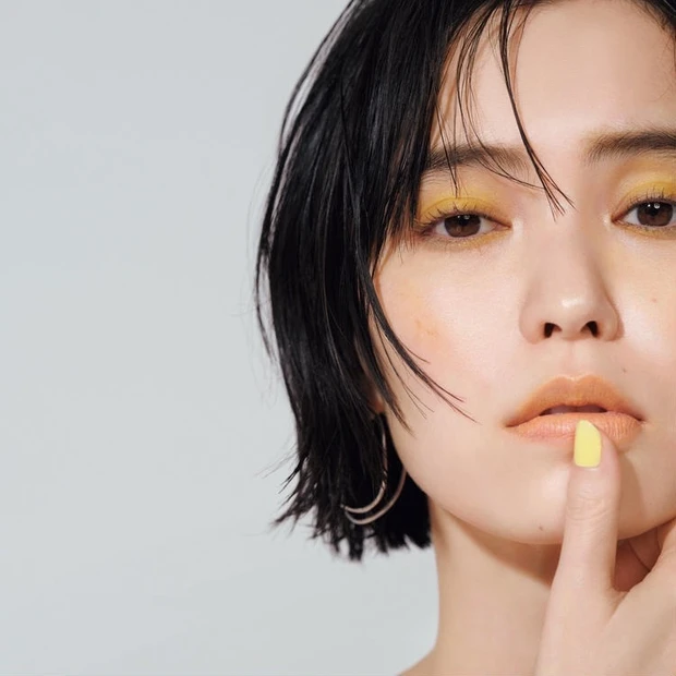 今、イエローメイクがとにかく洒落てる！ 旬に仕上げる最新テクを伝授
