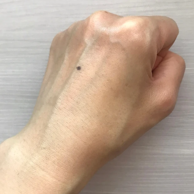 ビオレUV アクアリッチ瞬間ミストUV スウォッチ