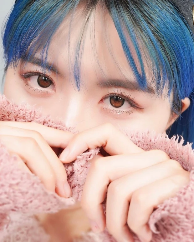 【オッス！推しコス】溺愛ブランドDiorのなかでも、愛してやまないハイライトの魅力をたっぷり解説。初買いコスメやプレゼントにもおすすめ。バックステージのフェイスグロウとの違いや、おすすめの【メイクHOWTO】も紹介します！_7_1