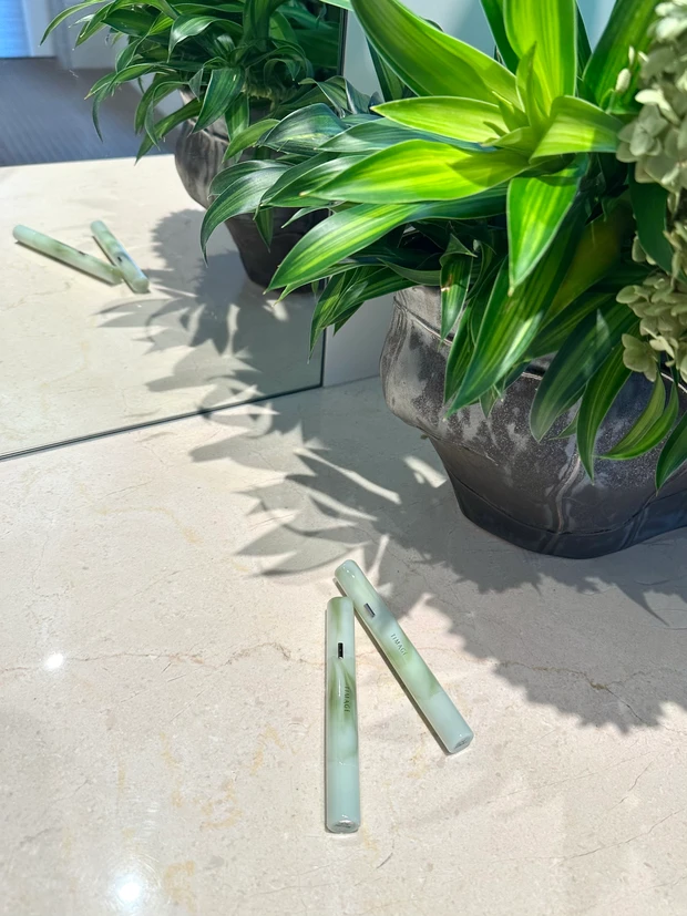 パケから可愛い中華コスメ♪
おすすめリップご紹介♡_1