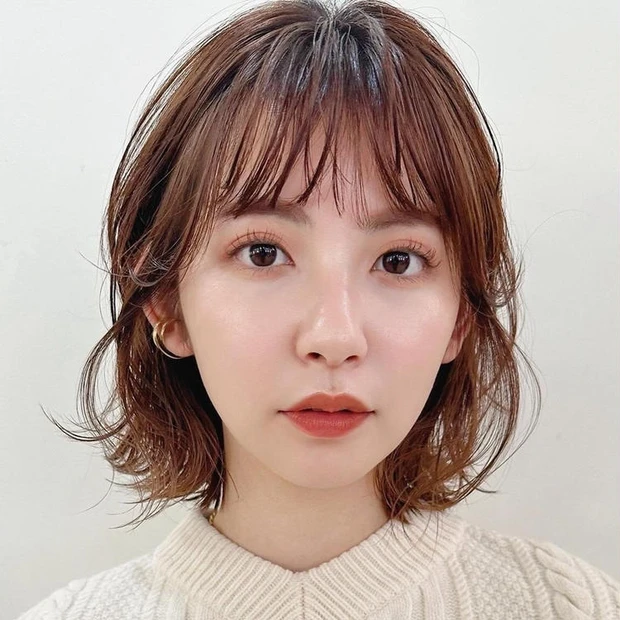 ボブ　ヘア　髪型　ヘアスタイル　30代　40代　大人　前髪あり