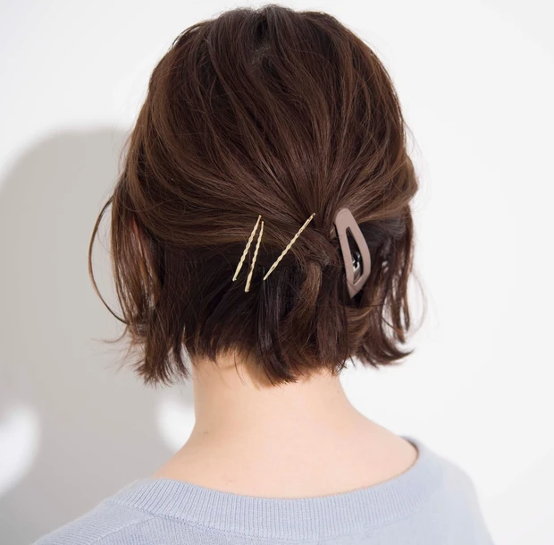 【GUマスク×ヘアアレンジ】小顔効果抜群! 美人見えテク満載のボブ向けハーフアップ_7
