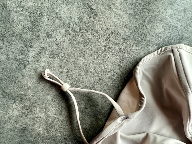 ユニクロ「UVカットフェイスカバー」