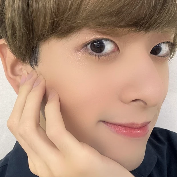 シャドーフラッシュ BE222 陽だまりコースター 使用メイク