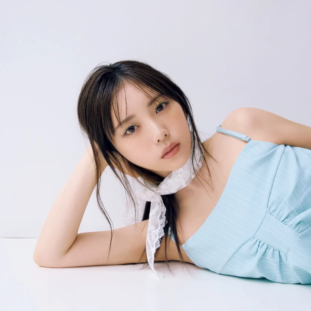 与田祐希さん、「モカミント」で仕立てる秋顔レシピ。ミントの濃淡をモカ色で甘く溶かして