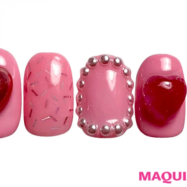 ふたりの愛をつなげる、ときめき「ミレニアルピンク×レッド」ネイル