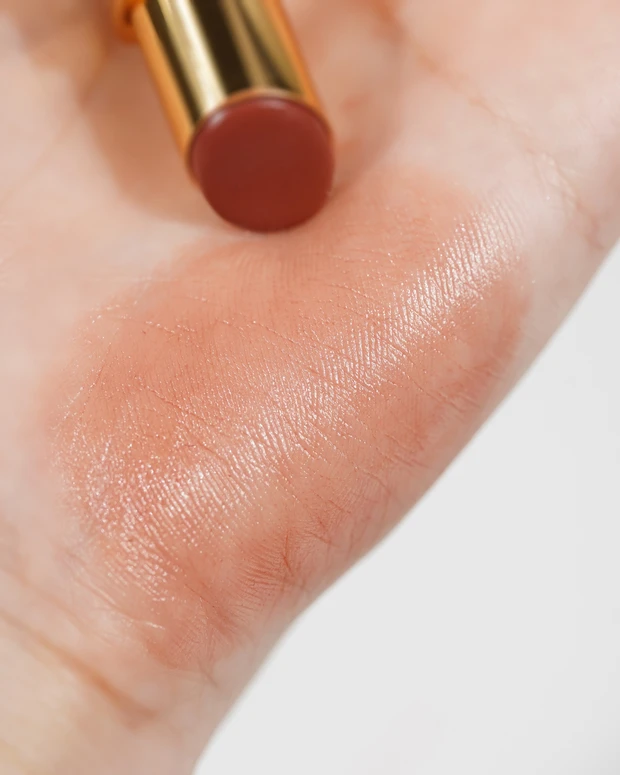 表紙メイク　CHANEL リップ