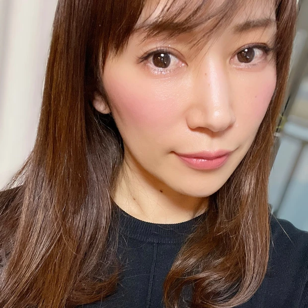 春コスメ2021！これ1本で可愛いツヤ肌に♡ディオール初のスティック状チーク【スティックグロウ】_4_3