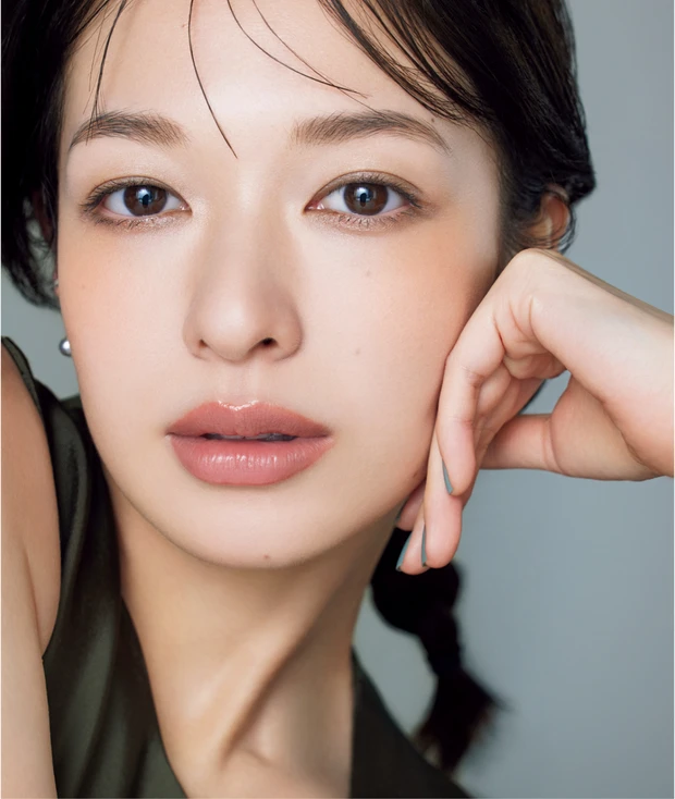 マキア　パウダーファンデーション　おすすめ　長井かおり