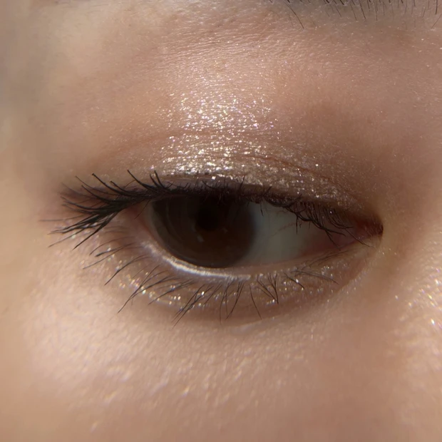 【小田切ヒロさん激推し】ボビィブラウン新作アイシャドウはまるで水光!な煌めき【4/3発売】_3_2