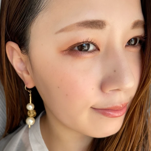 〈春の新作コスメ〉【ルナソル アイカラーレーション 19 マホガニー】話題沸騰の新色を〝今日のメイク〟と共に解説・スウォッチ!_5_2