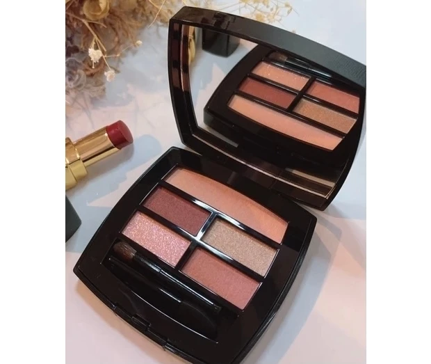 シャネル　レベージュパレット　テンダー