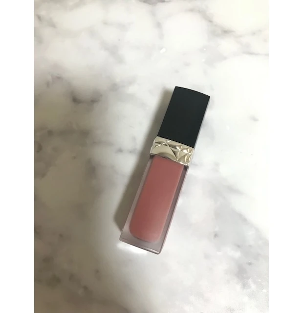 DIORアイテムでメイクアップ_5
