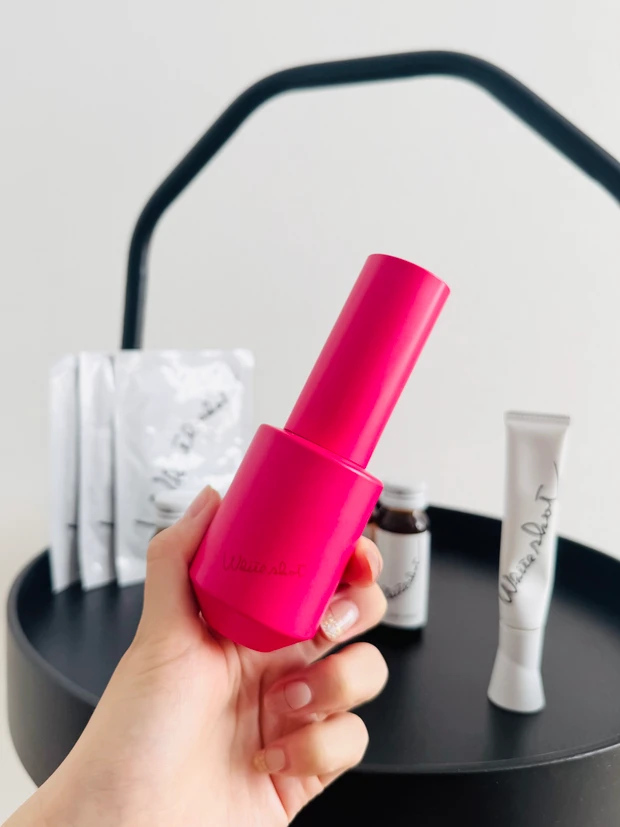 ホワイトショット フェイシャルセラム