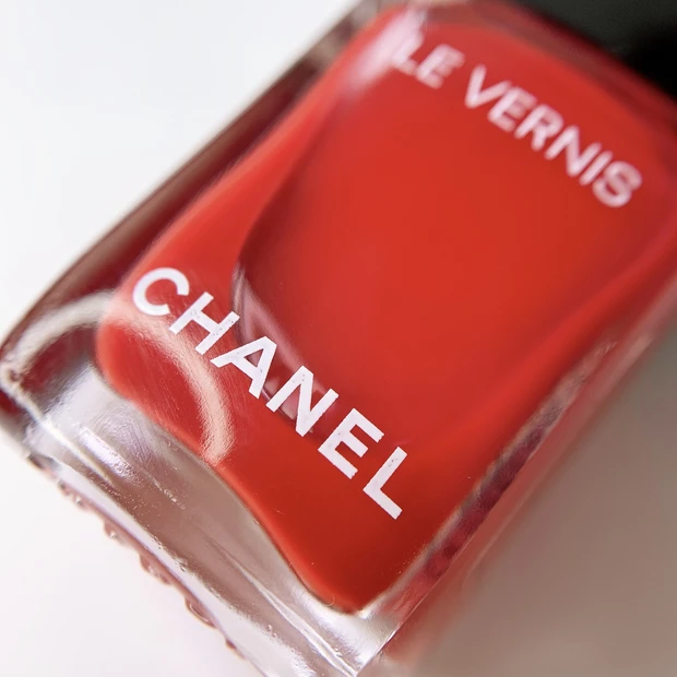 シャネル ヴェルニ ロング トゥニュ ネイル エナメル　セイラー