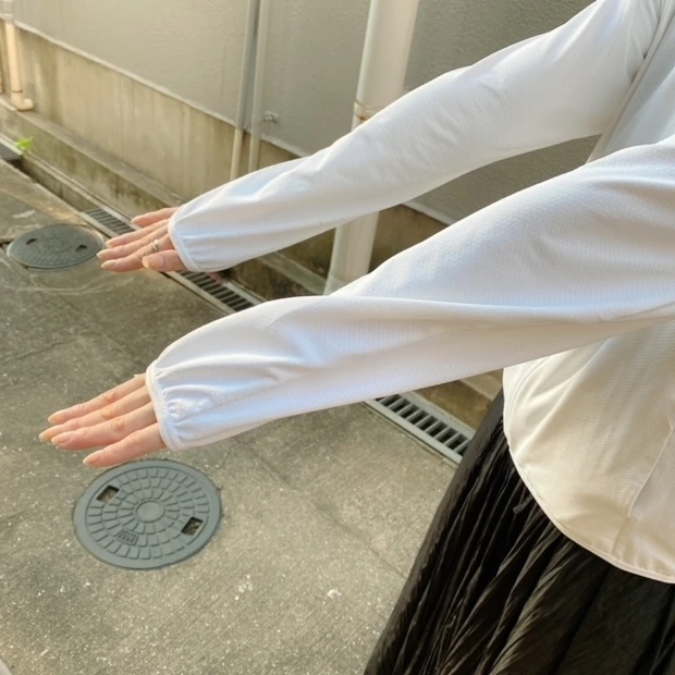 日焼け止め+αでしっかりUVカット♡私が普段愛用している【ユニクロ】エアリズムUVカットメッシュパーカーをご紹介♡
_4