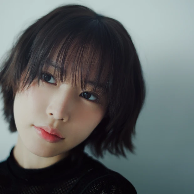 【南沙良さん】「敏感肌で乾燥肌。顔もボディも保湿に特化」美肌を支えるルーティンを公開！〈インタビュー後編〉