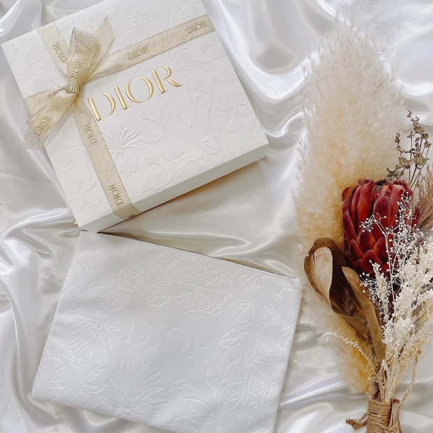 【MAQUIAインフルエンサーのオッス！推しコス】Diorの新作リップが可愛すぎた♡_4_2