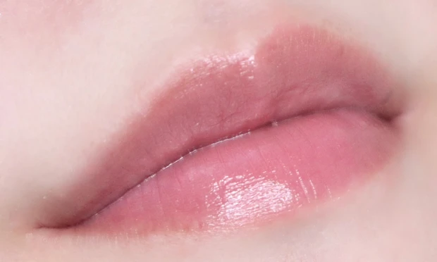 Laka(ラカ) ボンディンググロウリップスティック 204 ブルべ夏 イエべ春