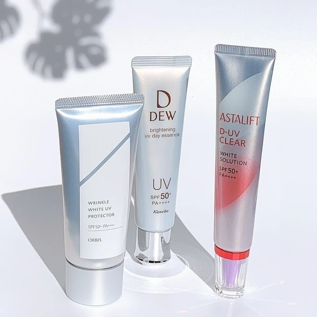 UV部門ベスコス間違いなし!? 黒KANEBOの新UVクリームが推せすぎる!!【MAQUIAインフルエンサーのオッス！推しコス】_6_2