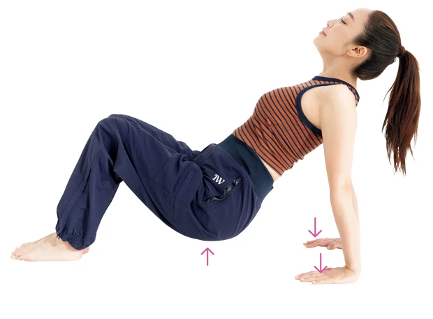 神崎 恵さんの美首&美肩メソッド PhotoGallery_2_4