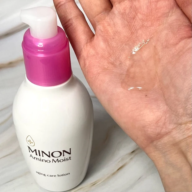 ミノン アミノモイスト モイストチャージローションⅡ　エイジングケアローション　比較レビュー