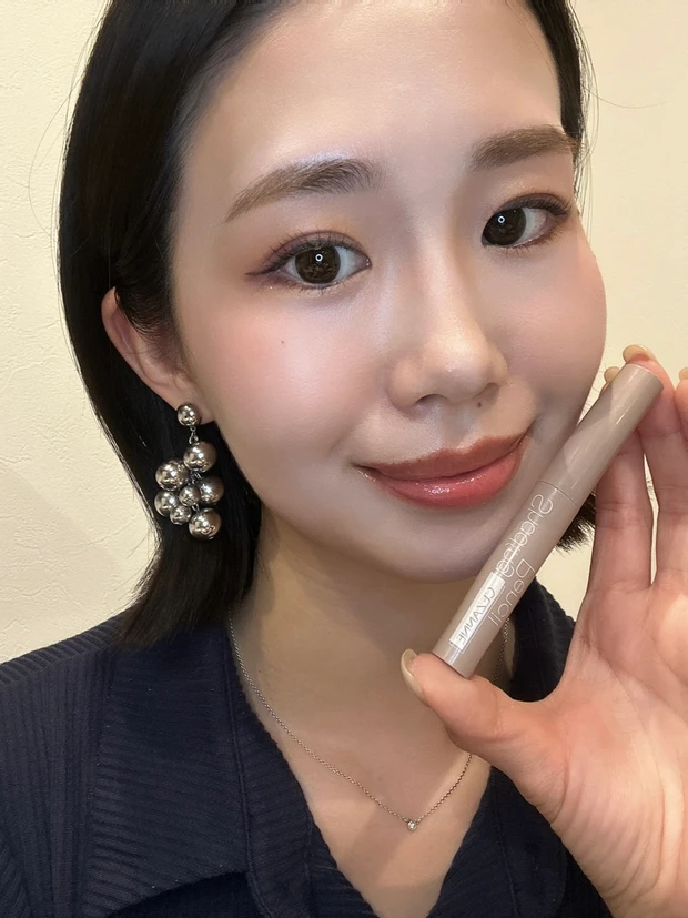 セザンヌシェーディングペンシル 02クールトーン税込660円