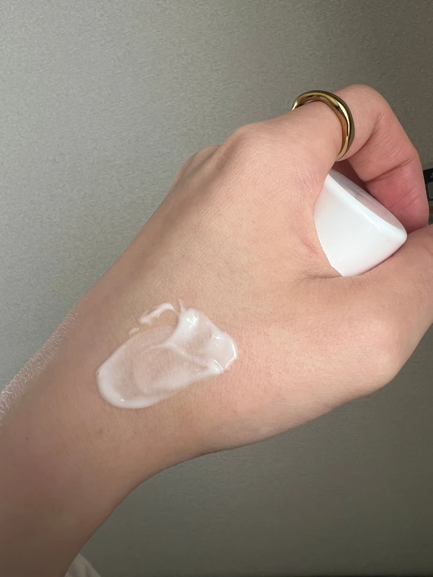 デイリーバイタライズサンクリーム