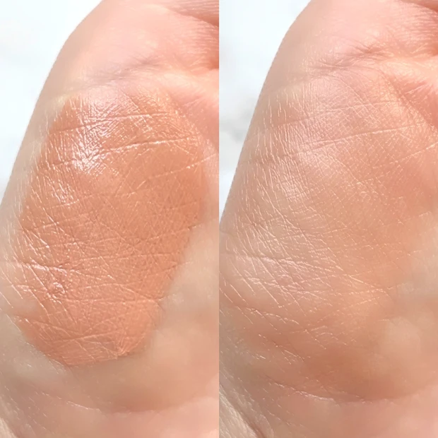 SUQQU コンプレクションフェイスカラー 04 優纏のスウォッチ