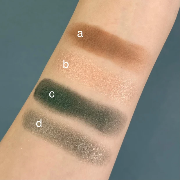 イエベにおすすめのアイシャドウ エスティ ローダー ザ エッセンシャル アイシャドウ クアッド マネー ムーブス スウォッチ